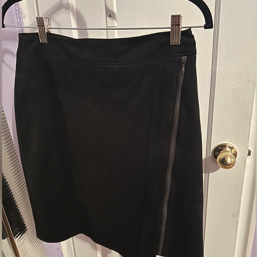 Black skirt